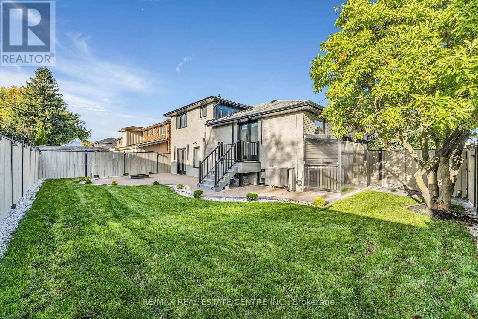 35 MUNFORD CRESCENT Image 43