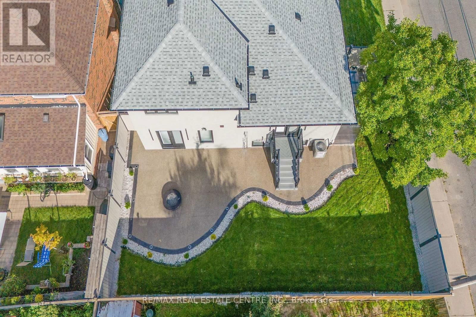 35 MUNFORD CRESCENT Image 46