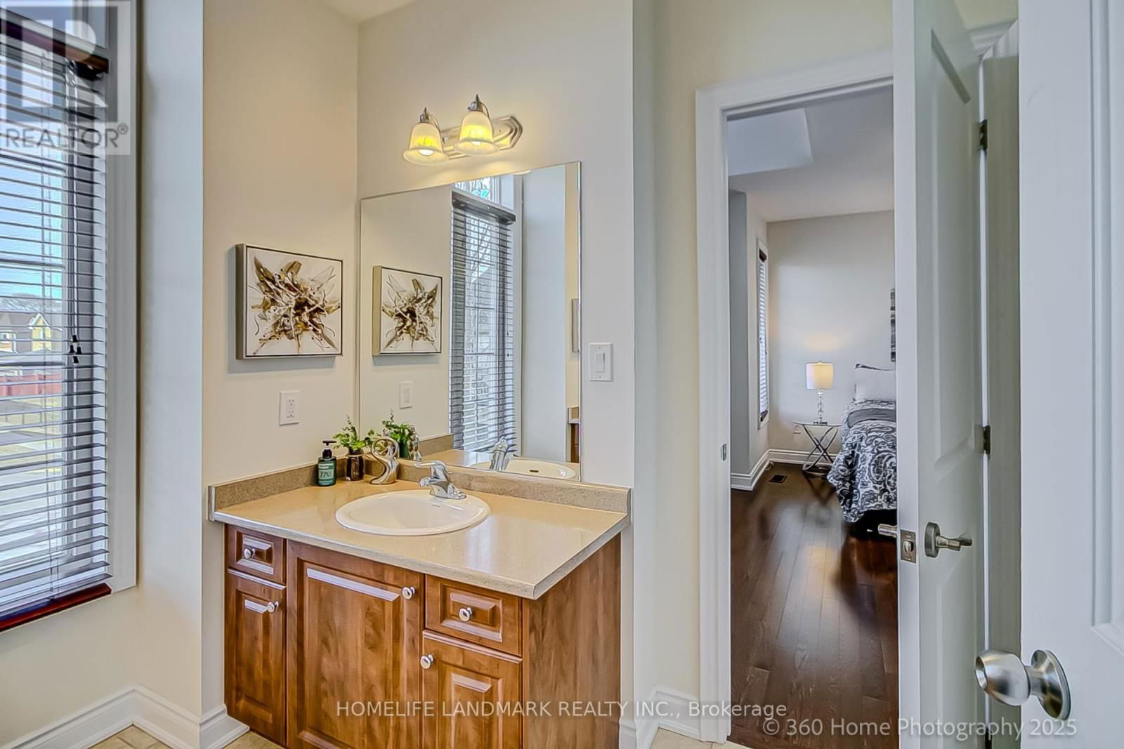 1432 SANDHURST CRESCENT Image 26