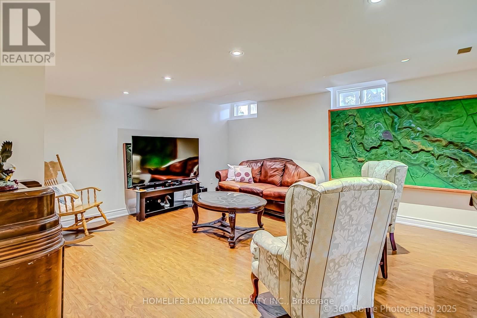 1432 SANDHURST CRESCENT Image 33