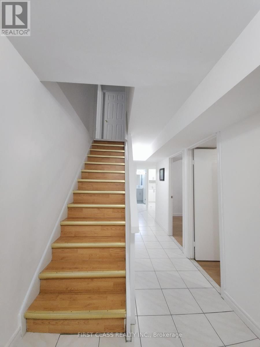 27 MACKLINGATE COURT Image 13