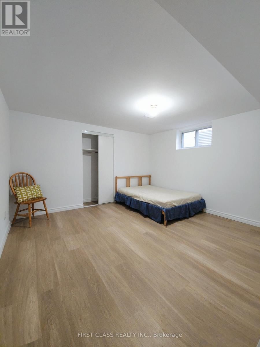 27 MACKLINGATE COURT Image 6