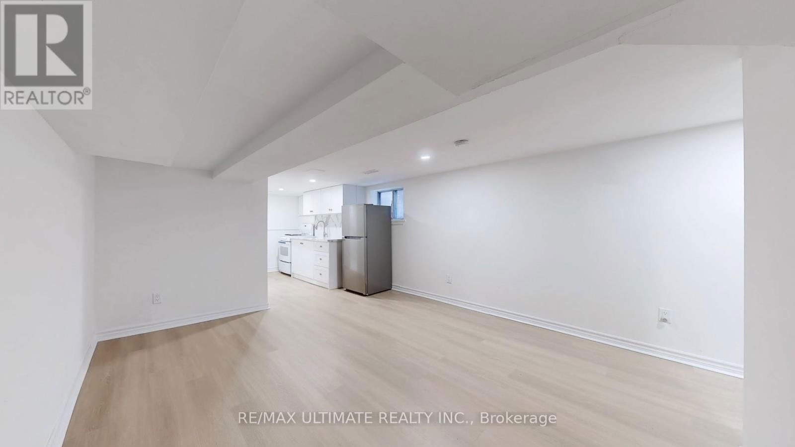 217 KINGSTON ROAD Image 30