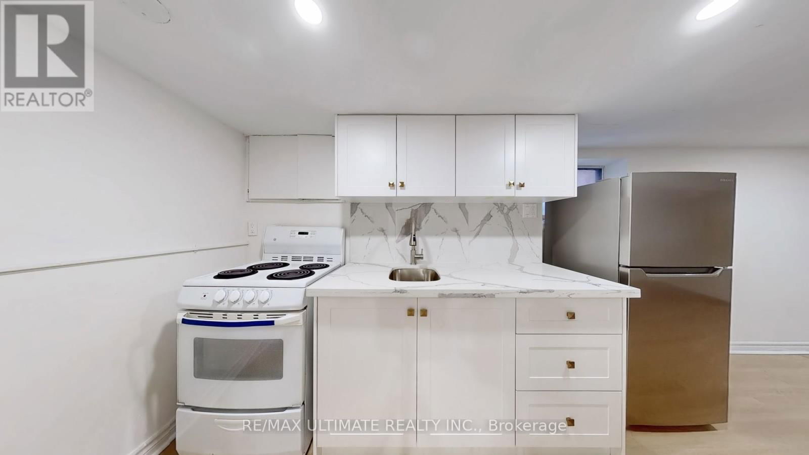 217 KINGSTON ROAD Image 32