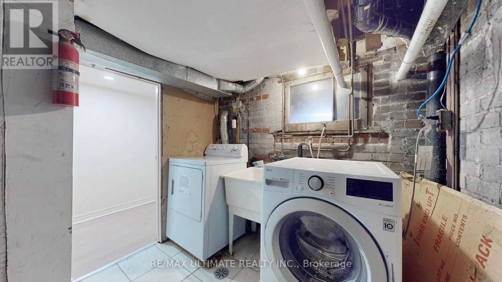 217 KINGSTON ROAD Image 34