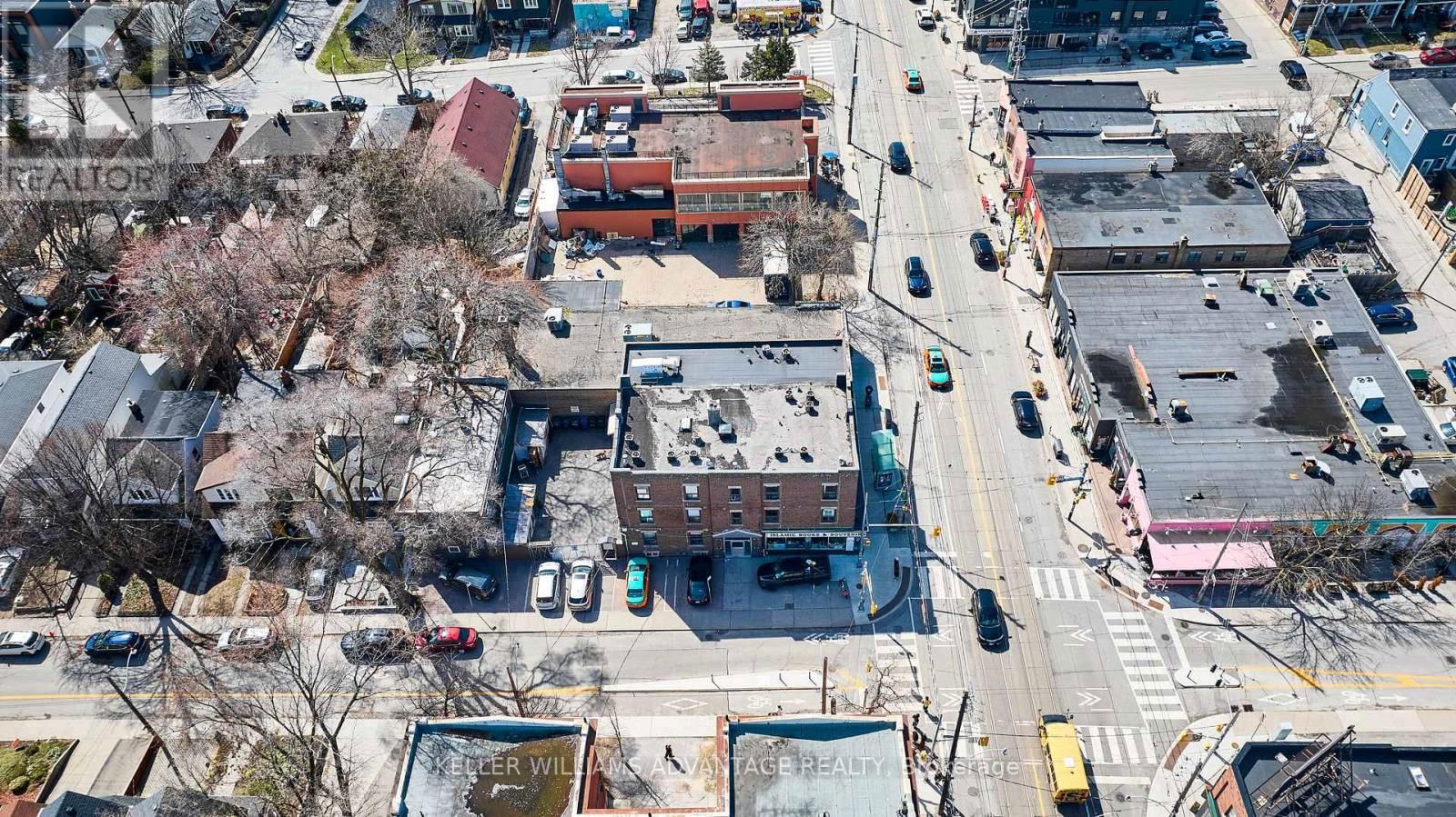 1395 GERRARD STREET EAST Image 39