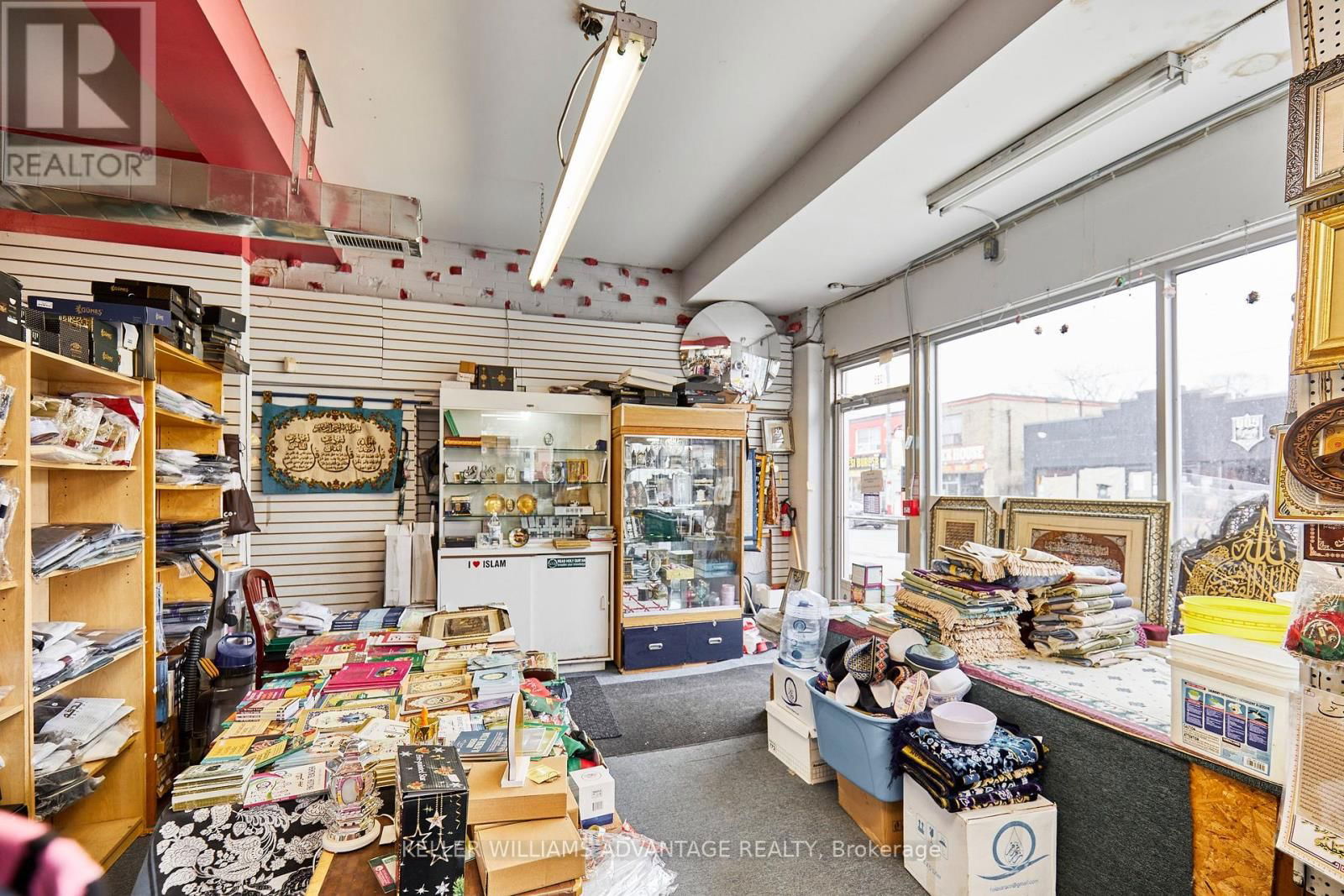 1395 GERRARD STREET EAST Image 4