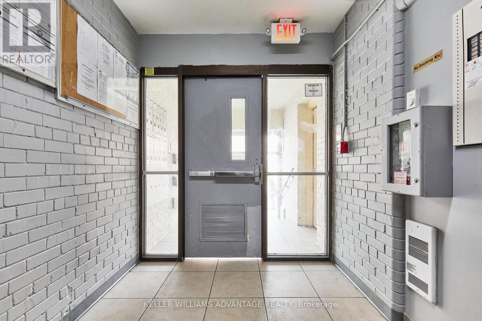 1395 GERRARD STREET EAST Image 9