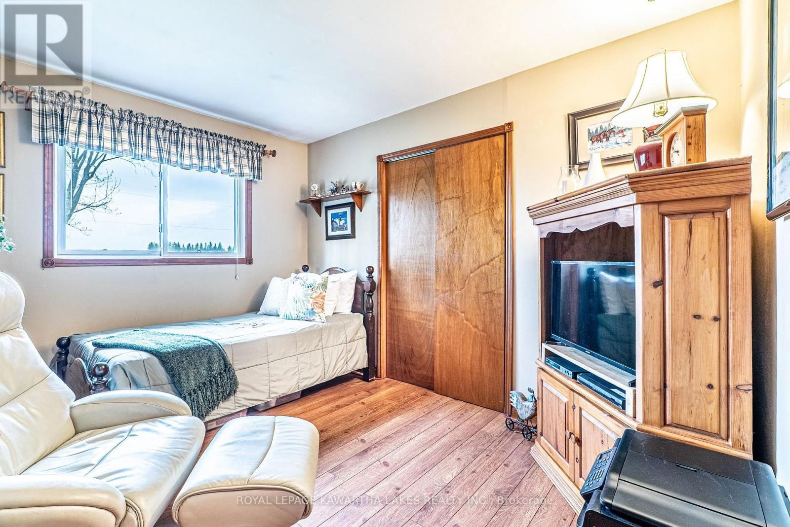 2960 BRADBURN ROAD Image 22