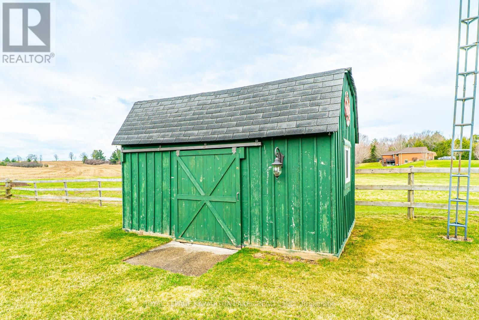 2960 BRADBURN ROAD Image 37