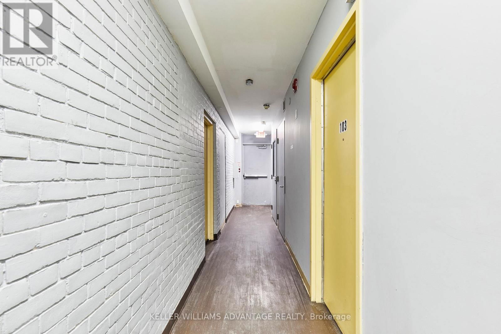 280 WOODFIELD ROAD Image 11