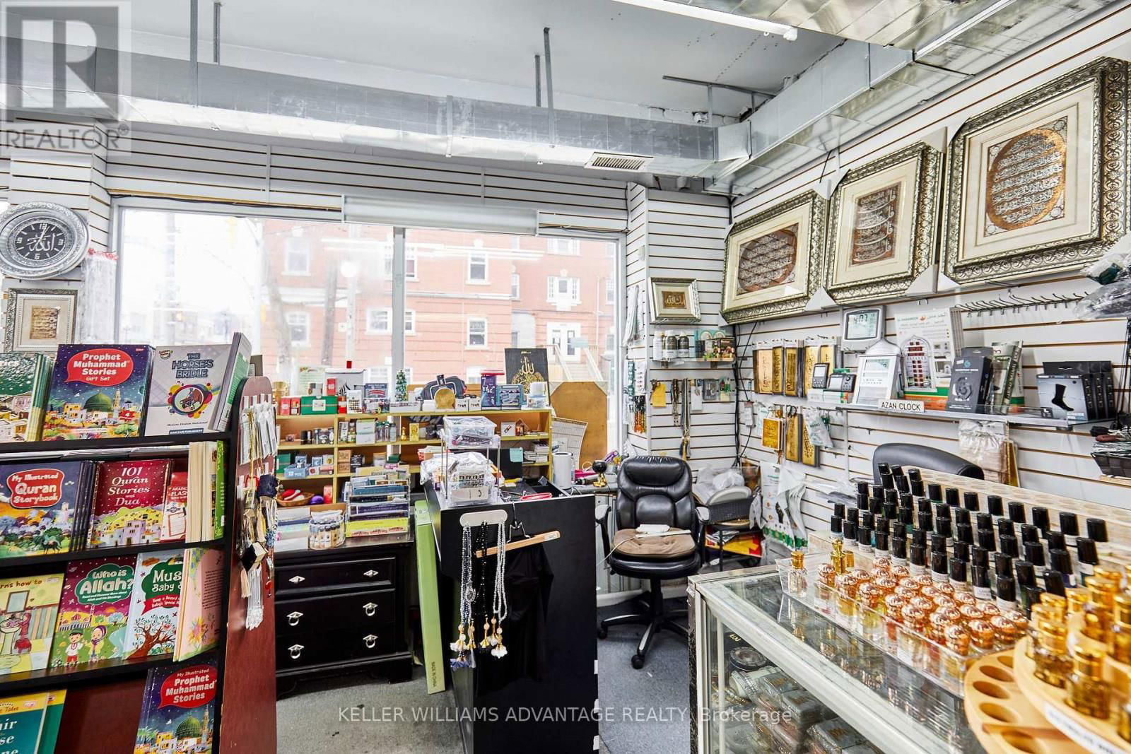 280 WOODFIELD ROAD Image 7
