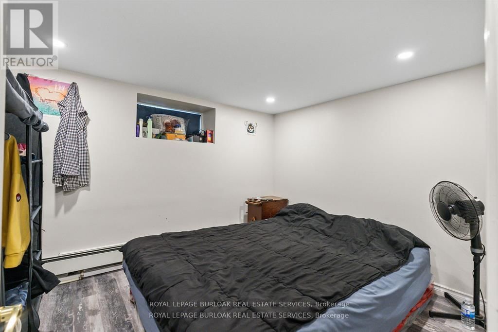 191 SIMCOE STREET SOUTH Image 30