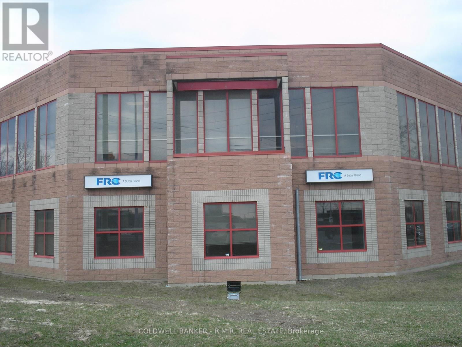 23 - 10 SUNRAY STREET WEST Image 2