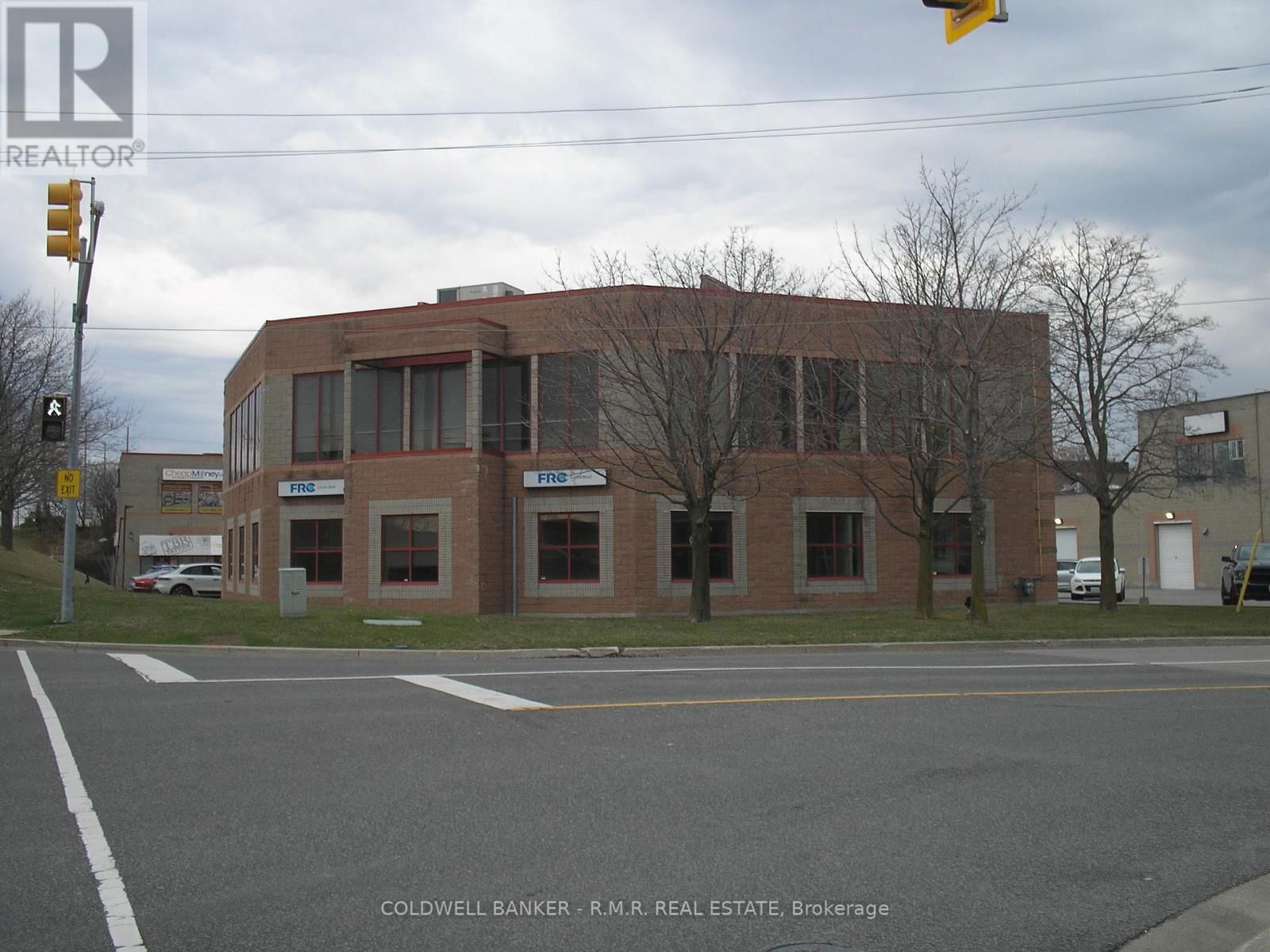 23 - 10 SUNRAY STREET WEST Image 3