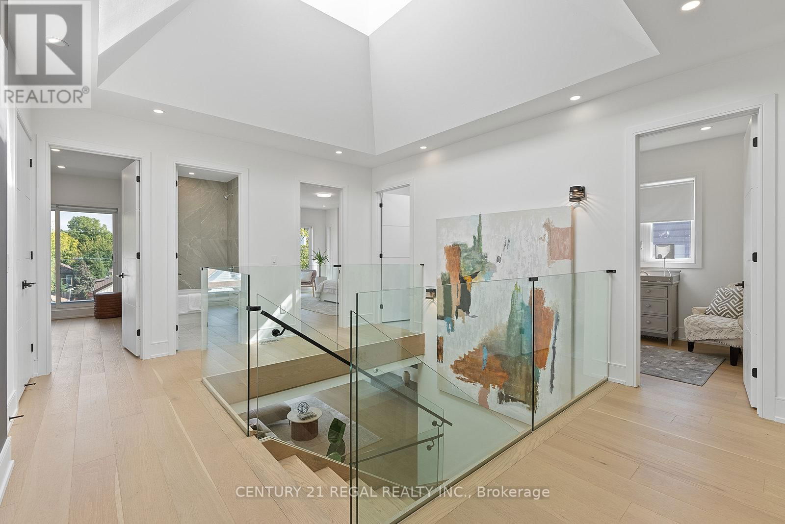 84 BEXHILL AVENUE Image 19