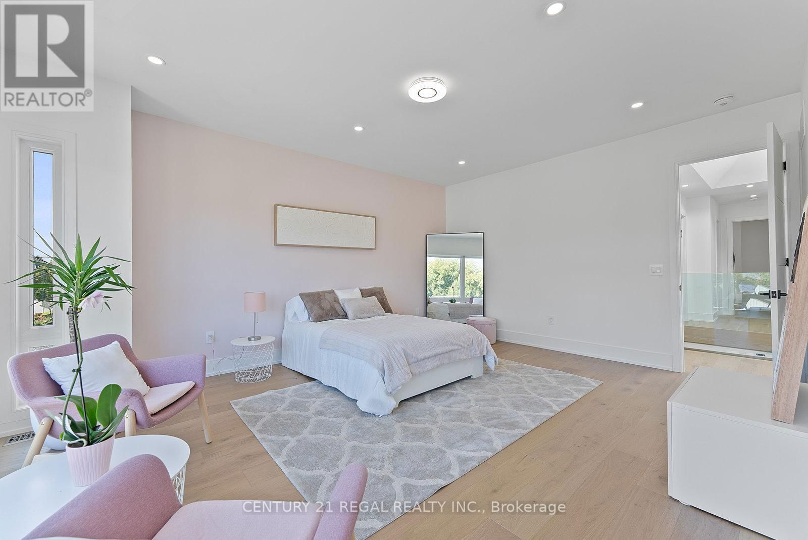 84 BEXHILL AVENUE Image 26