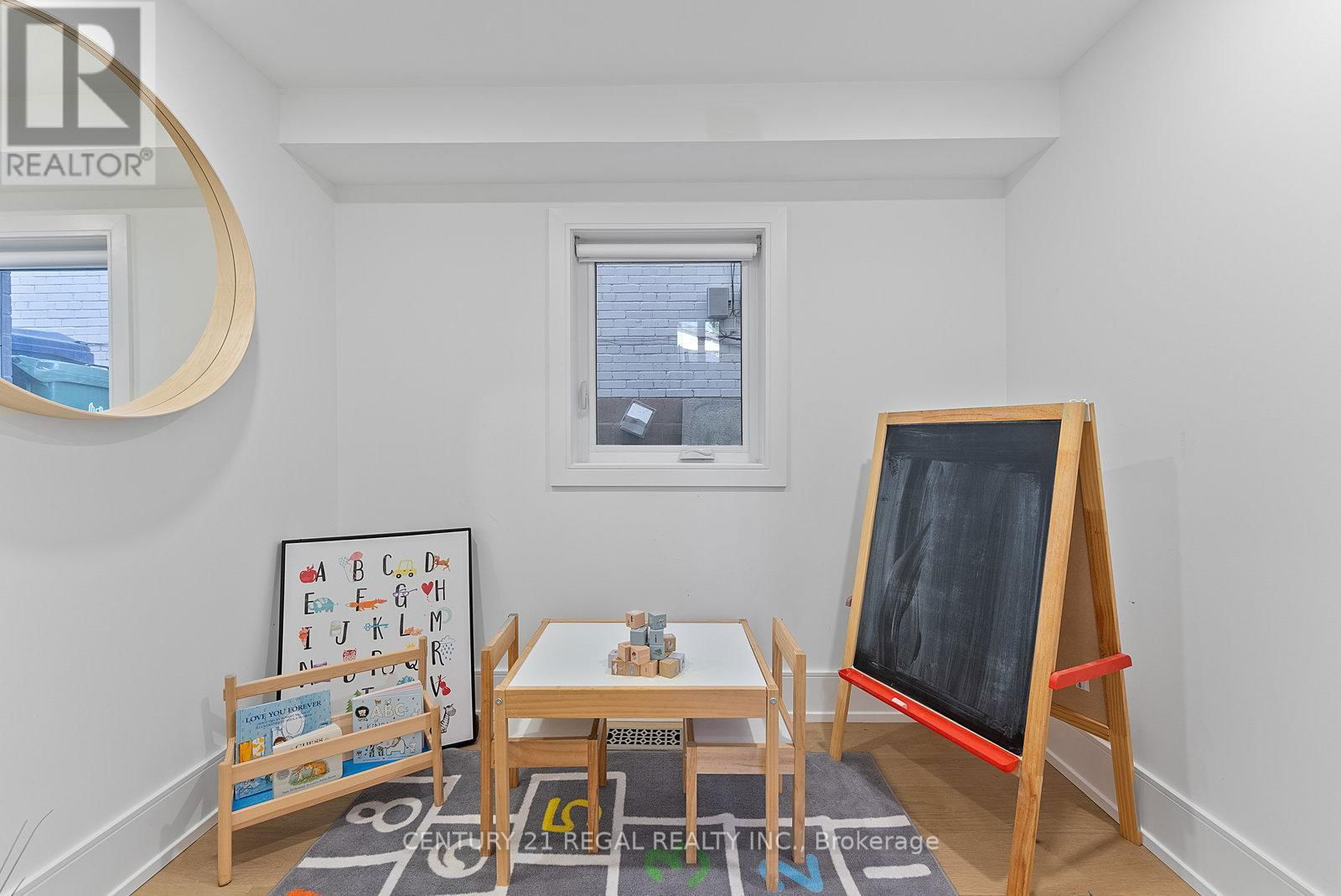 84 BEXHILL AVENUE Image 33