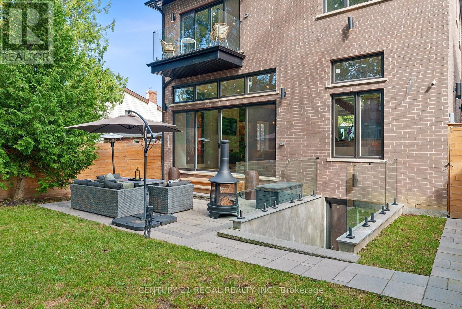 84 BEXHILL AVENUE Image 39