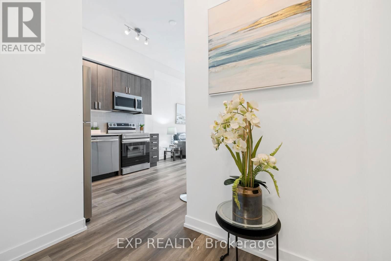 1702 - 1480 BAYLY STREET Image 3