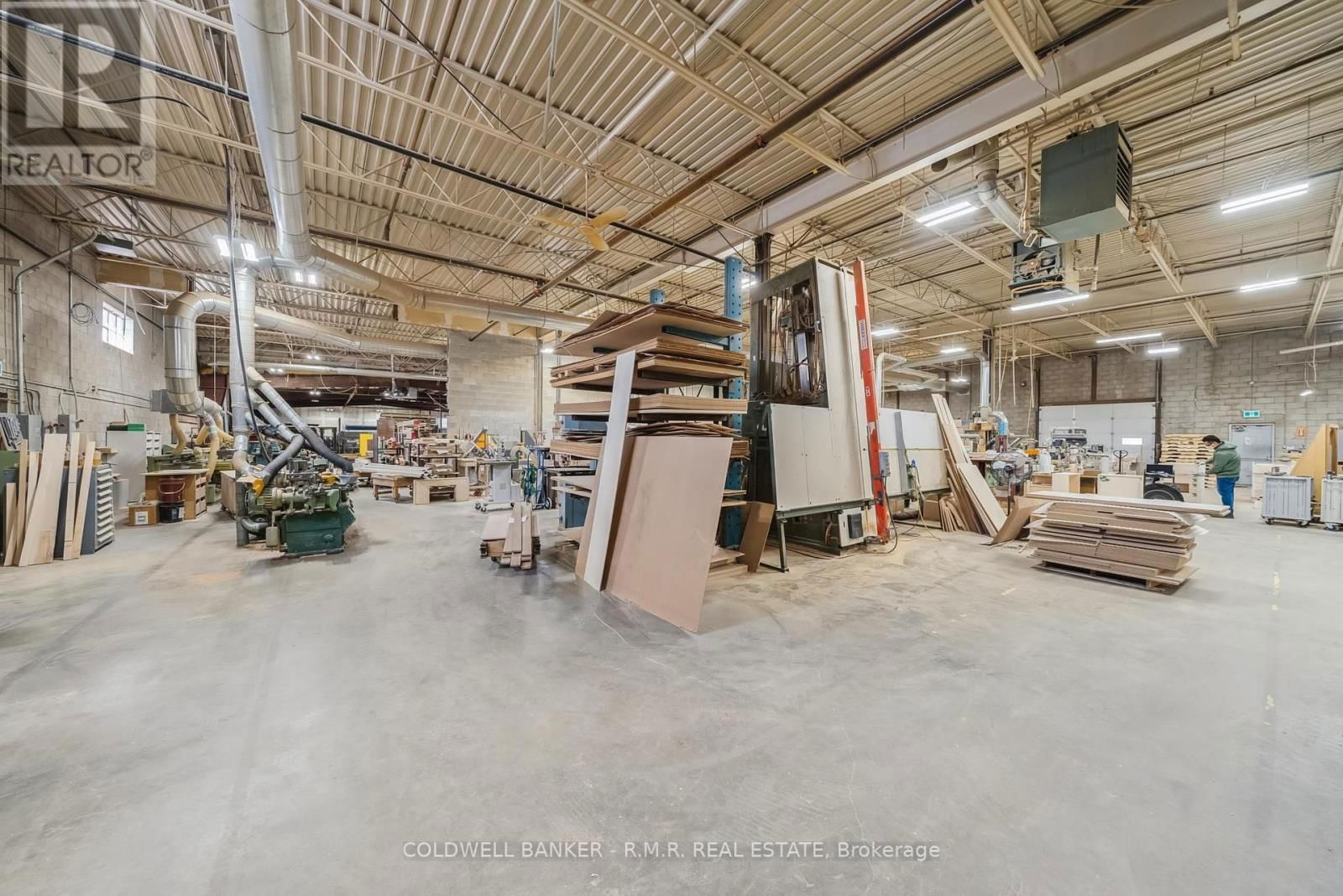 108 INDUSTRIAL DRIVE Image 26