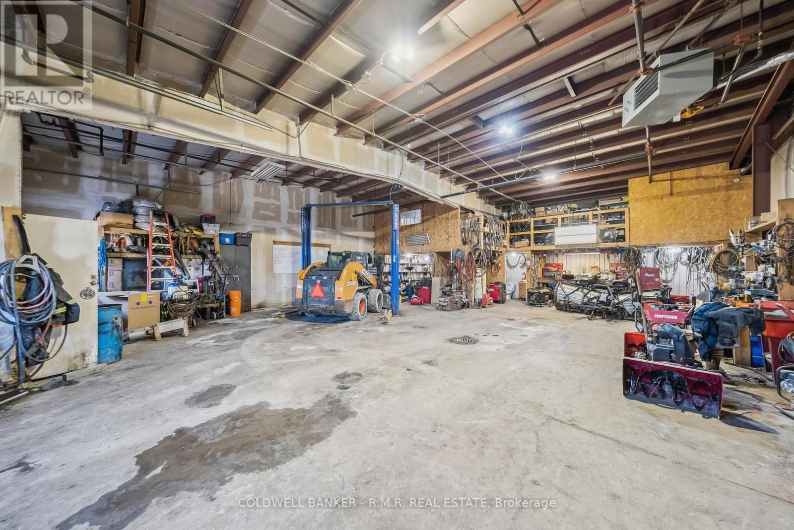 108 INDUSTRIAL DRIVE Image 36