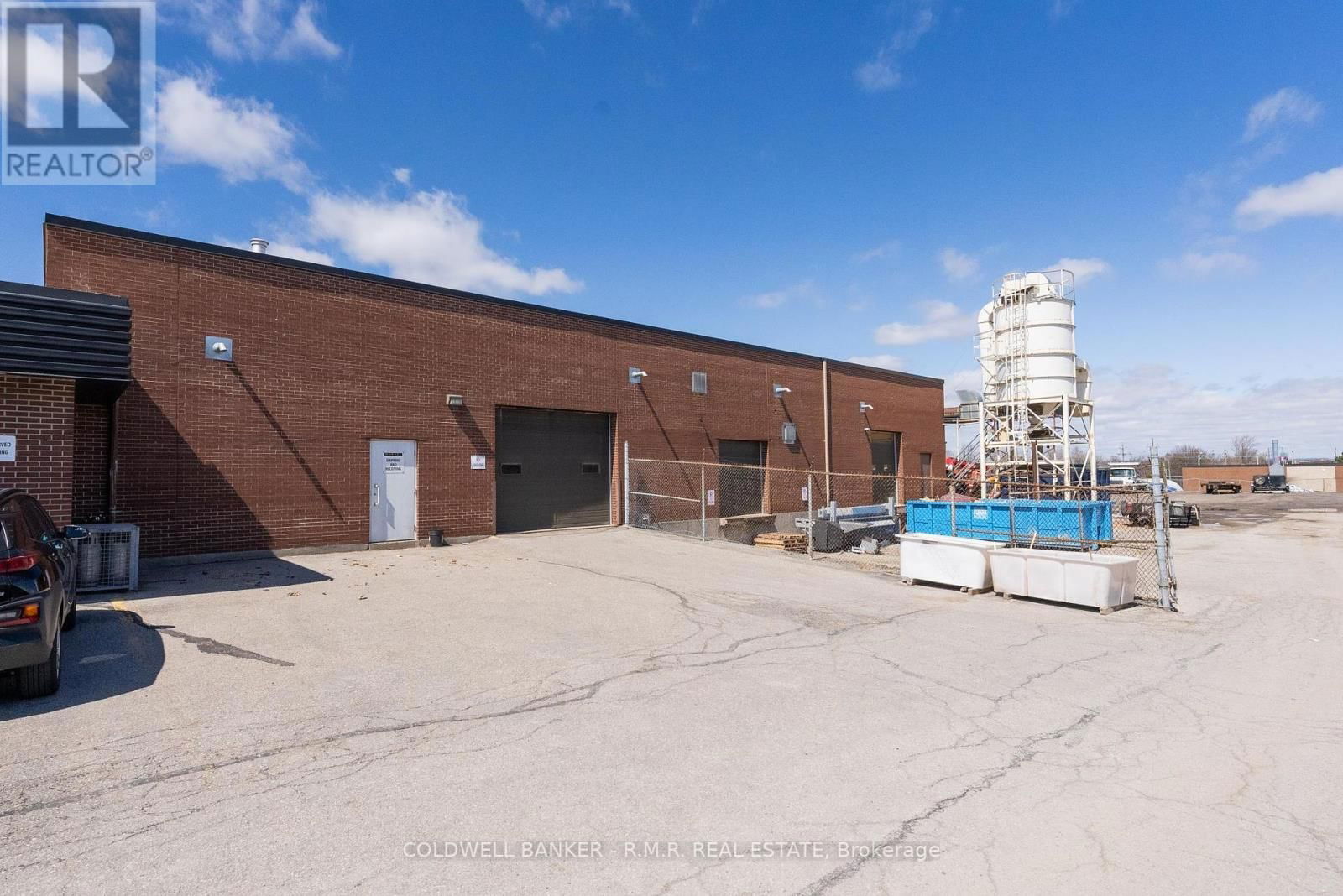 108 INDUSTRIAL DRIVE Image 38