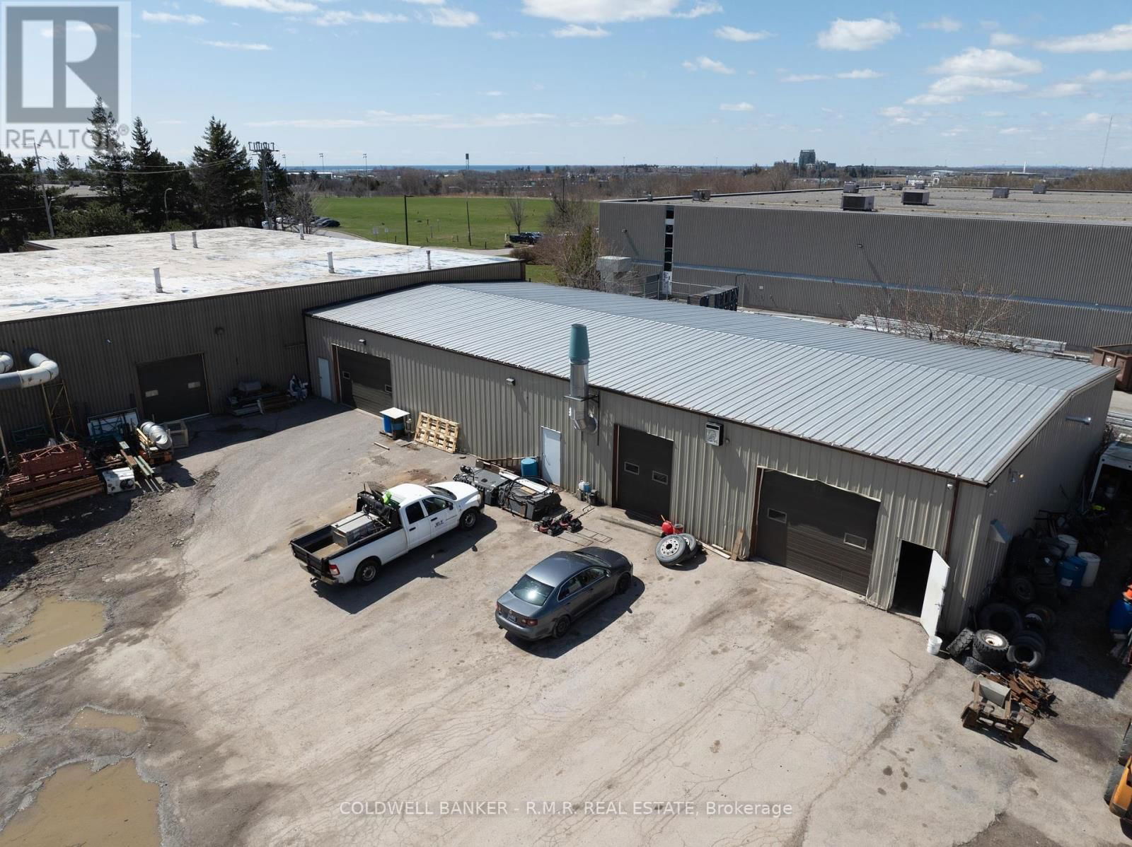 108 INDUSTRIAL DRIVE Image 42