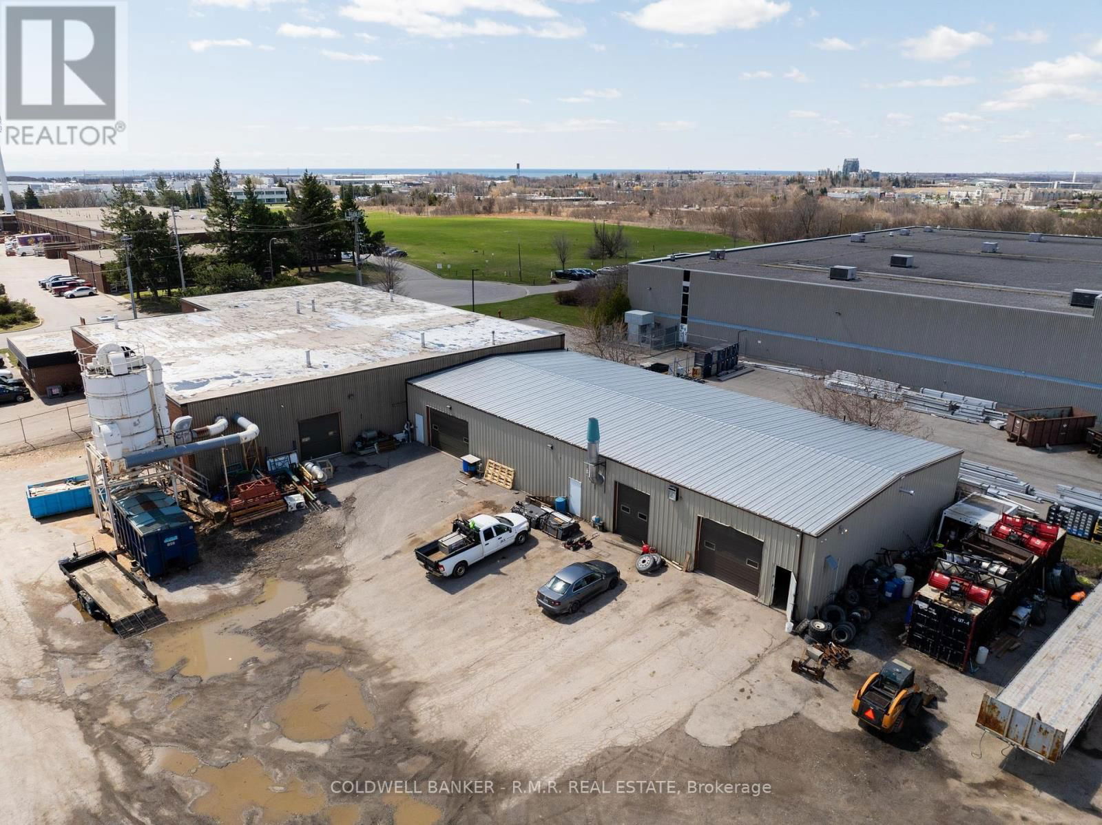108 INDUSTRIAL DRIVE Image 43