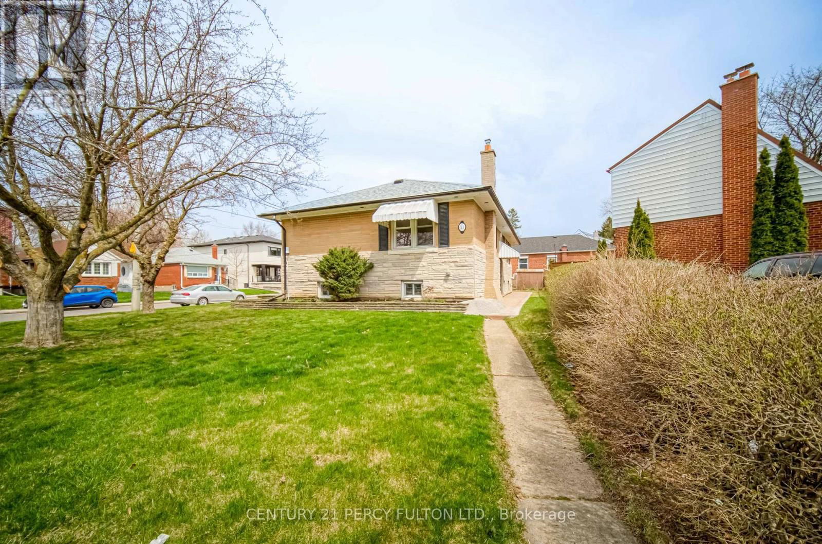 41 SQUIRES AVENUE Image 5