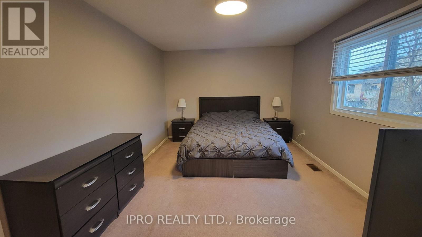 7 WRIGHT CRESCENT Image 24