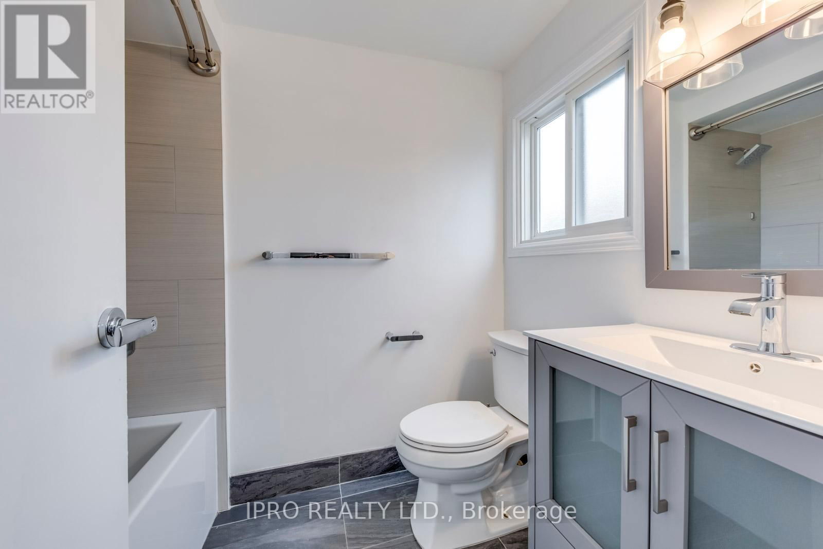 7 WRIGHT CRESCENT Image 30