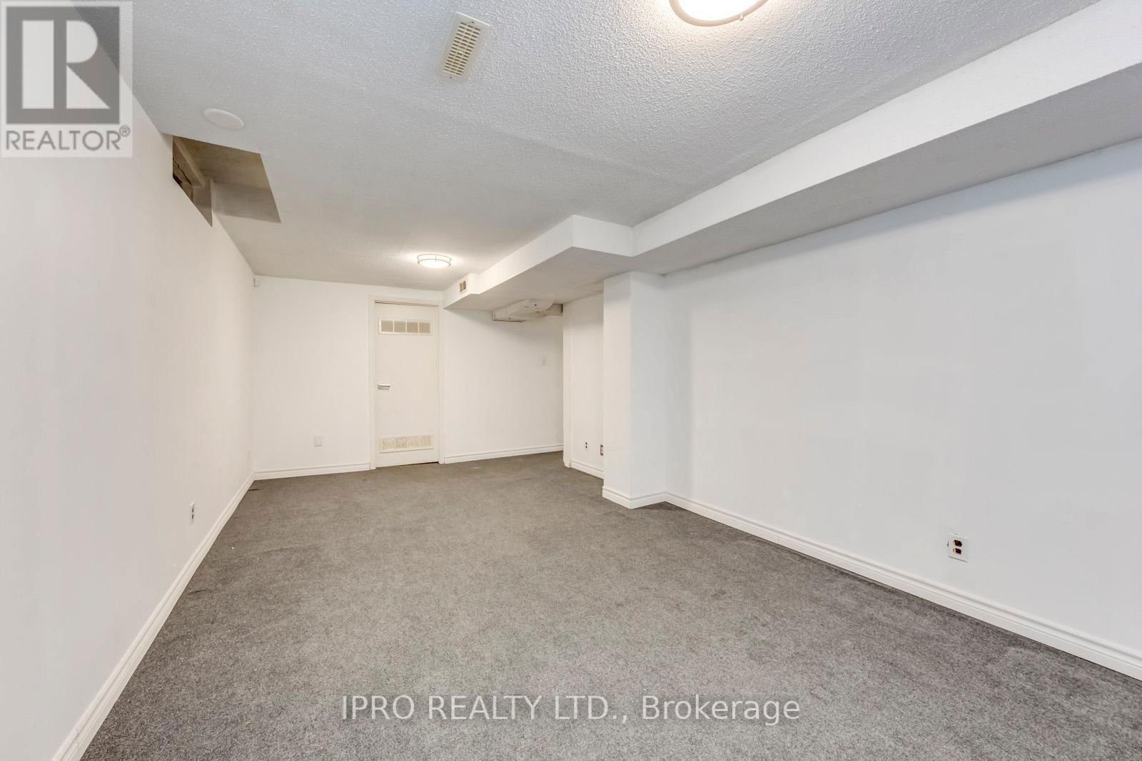 7 WRIGHT CRESCENT Image 34