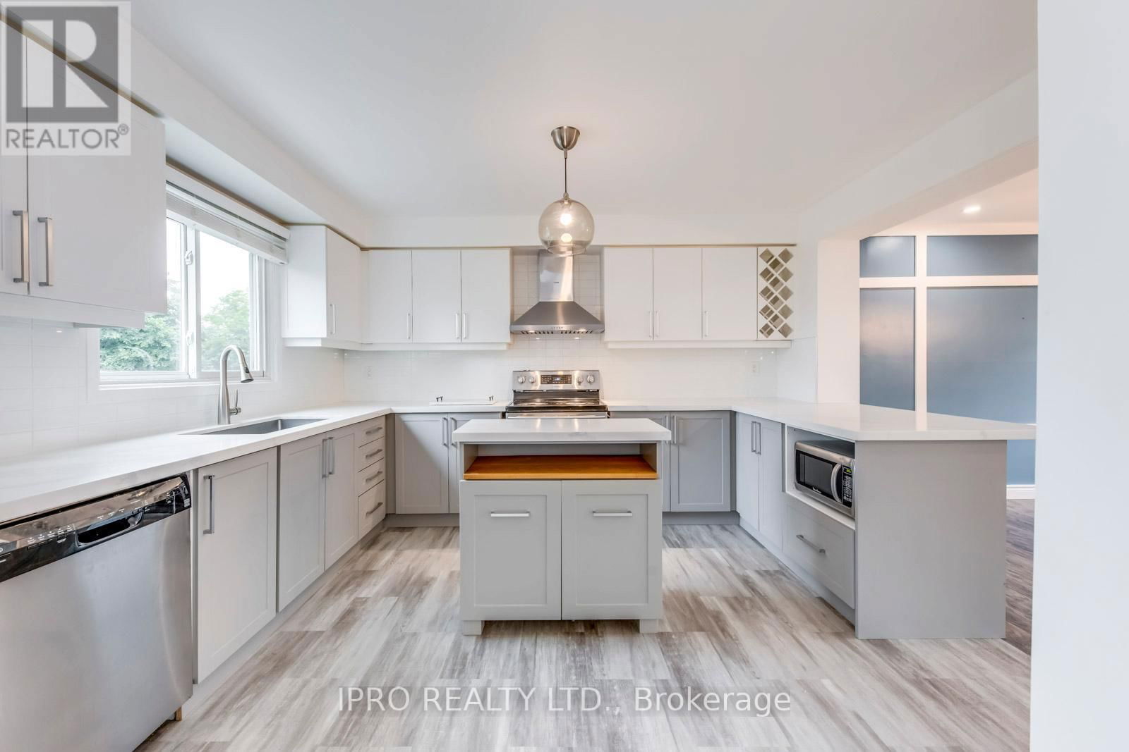 7 WRIGHT CRESCENT Image 4