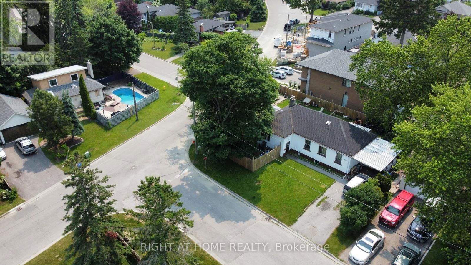 668 MARKSBURY ROAD Image 2