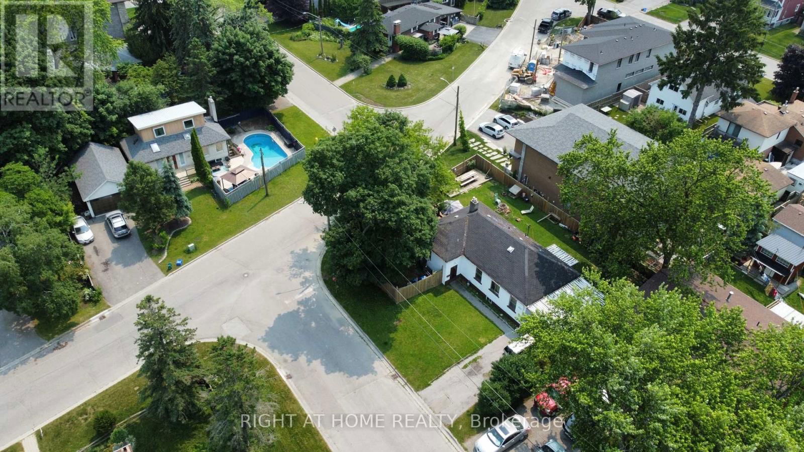 668 MARKSBURY ROAD Image 5