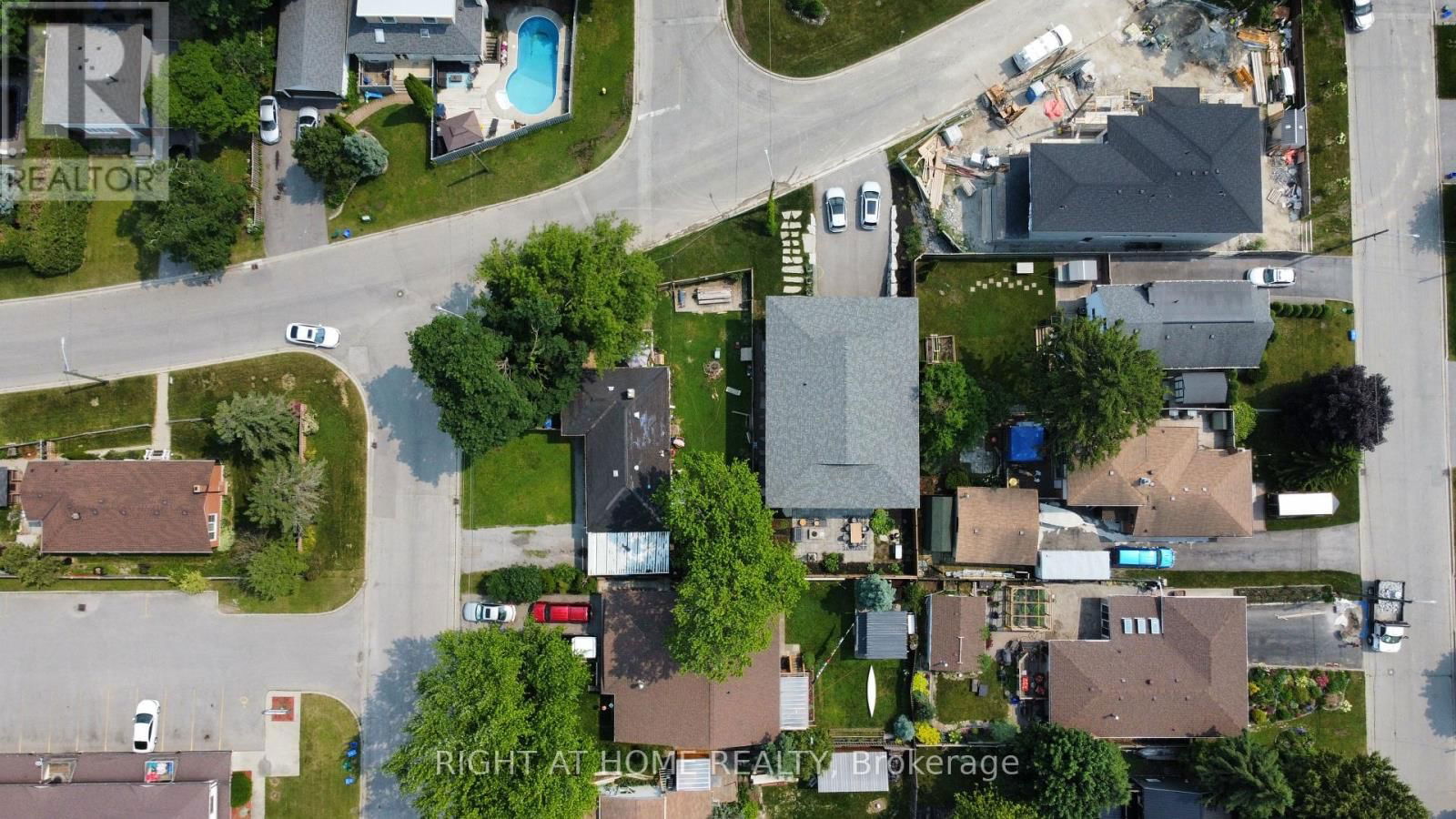 668 MARKSBURY ROAD Image 6