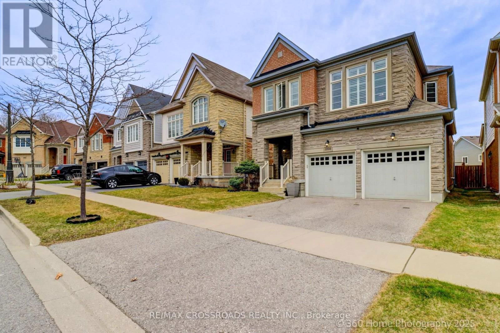 1998 COCKLIN CRESCENT Image 3