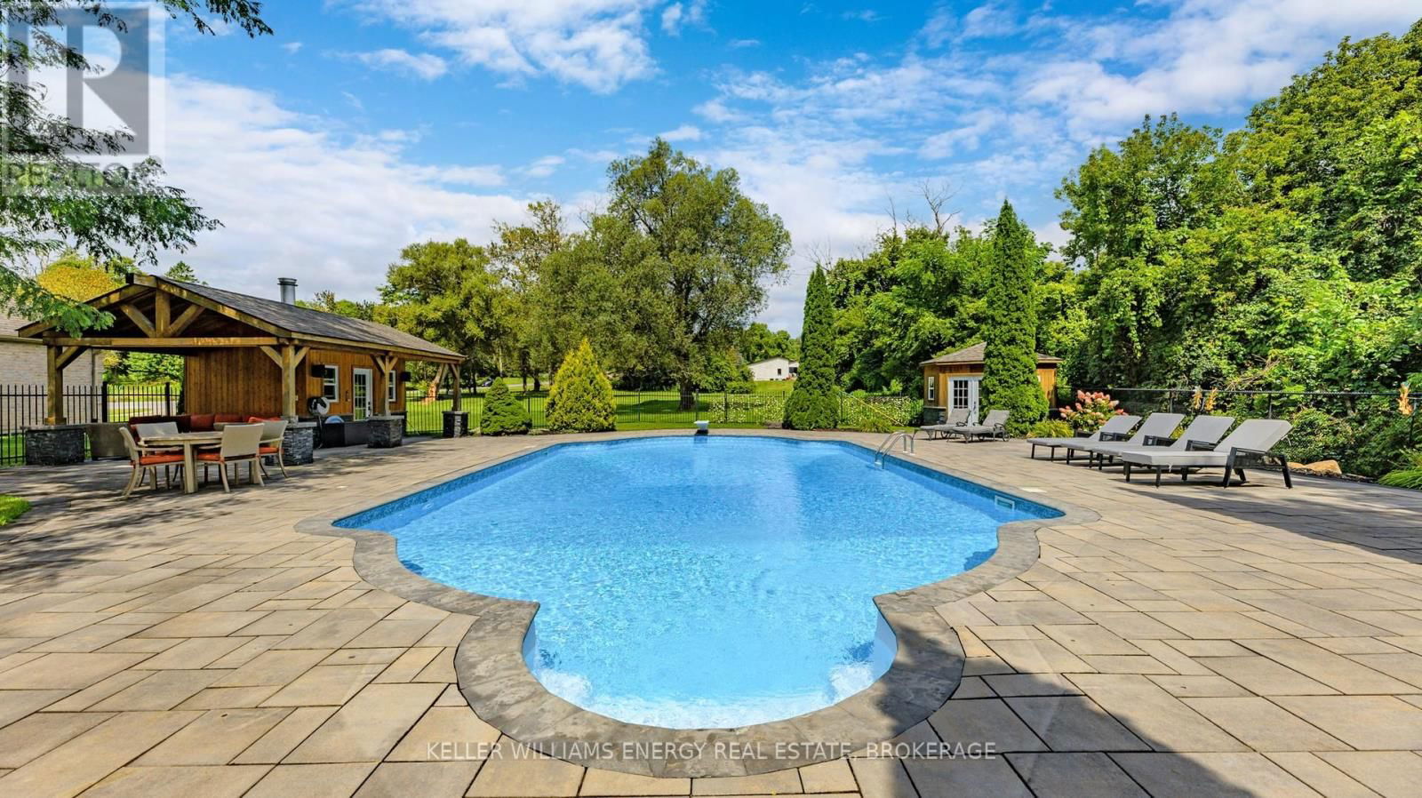 5 MCNAMARA COURT Image 33