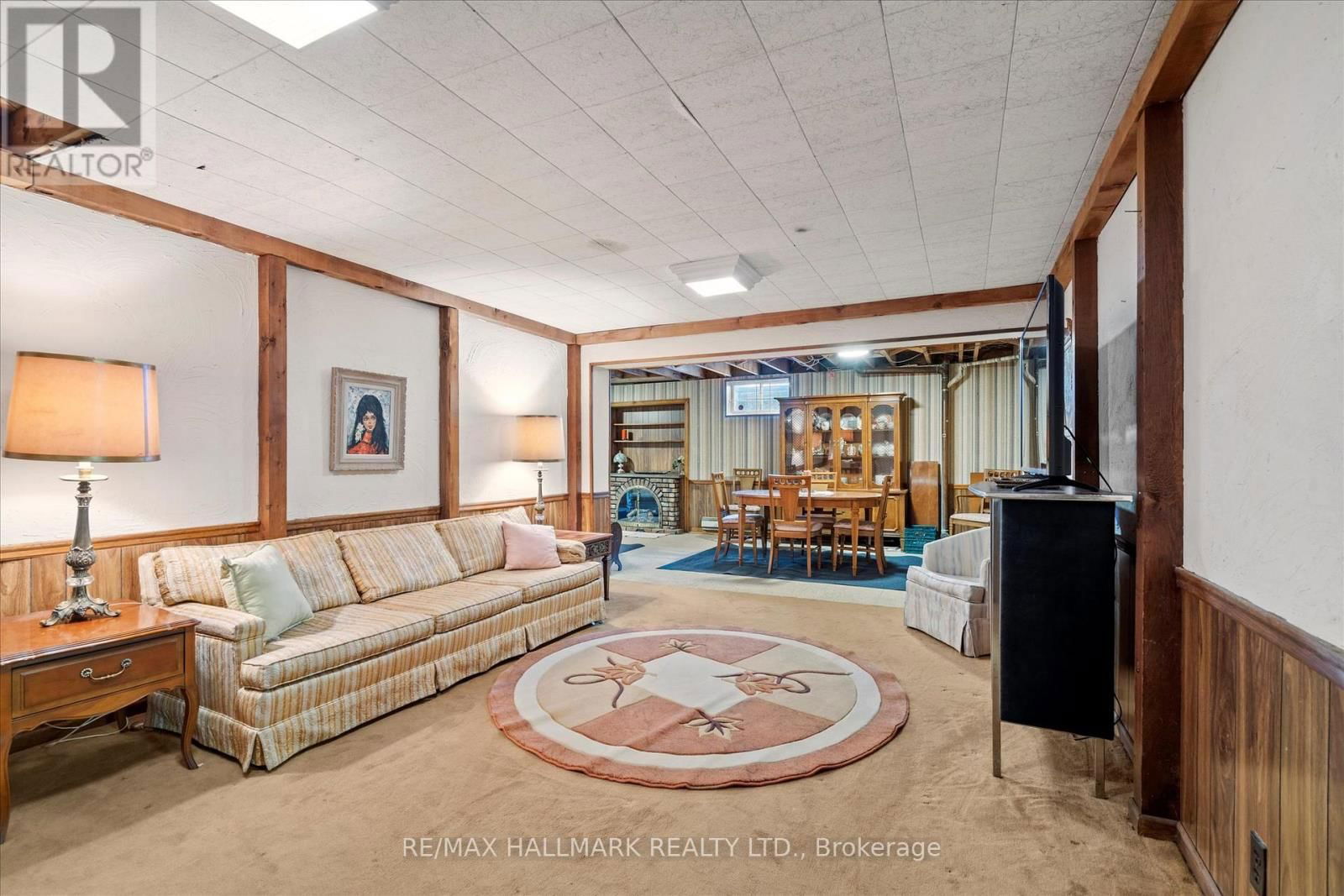 39 SHELDONBURY CRESCENT Image 36