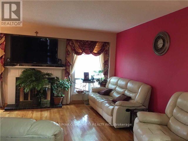 105 BELLROCK DRIVE Image 3