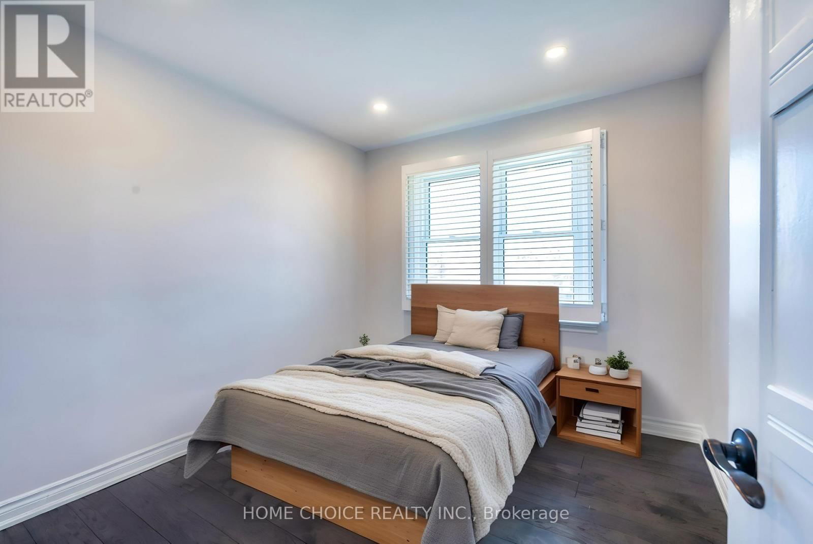 288 WINDSOR STREET Image 14