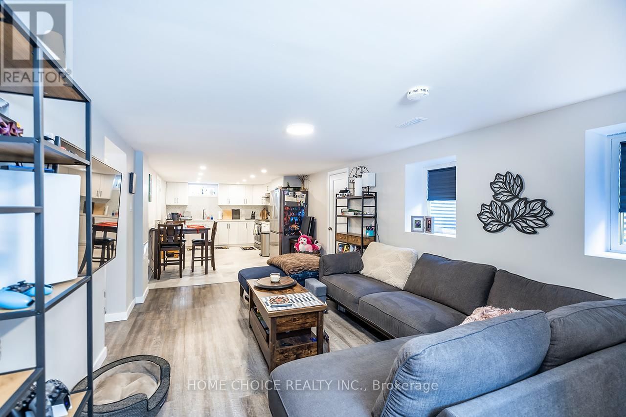 288 WINDSOR STREET Image 24