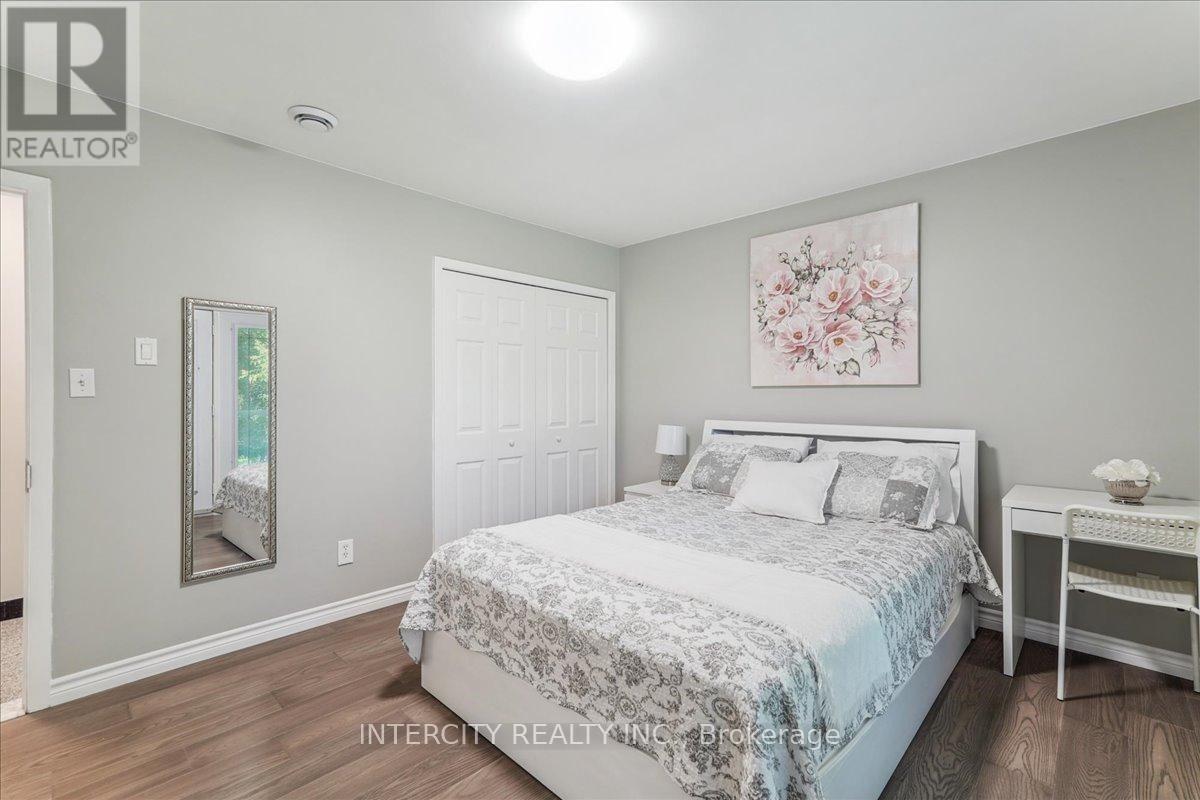 3505 COCHRANE STREET Image 22
