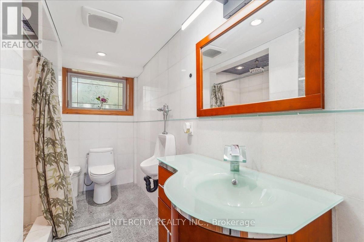 3505 COCHRANE STREET Image 29