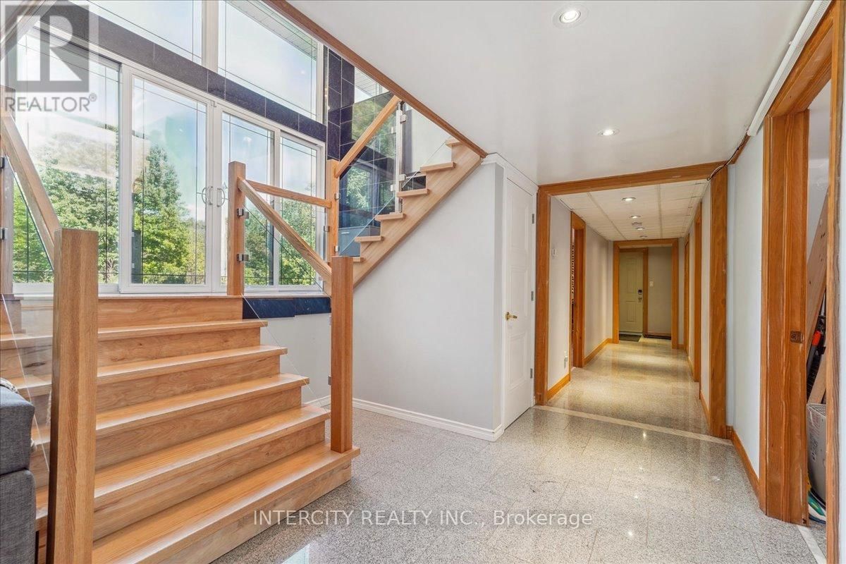 3505 COCHRANE STREET Image 30