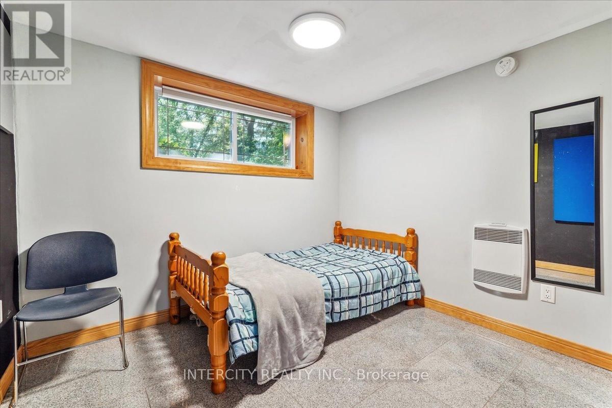 3505 COCHRANE STREET Image 31