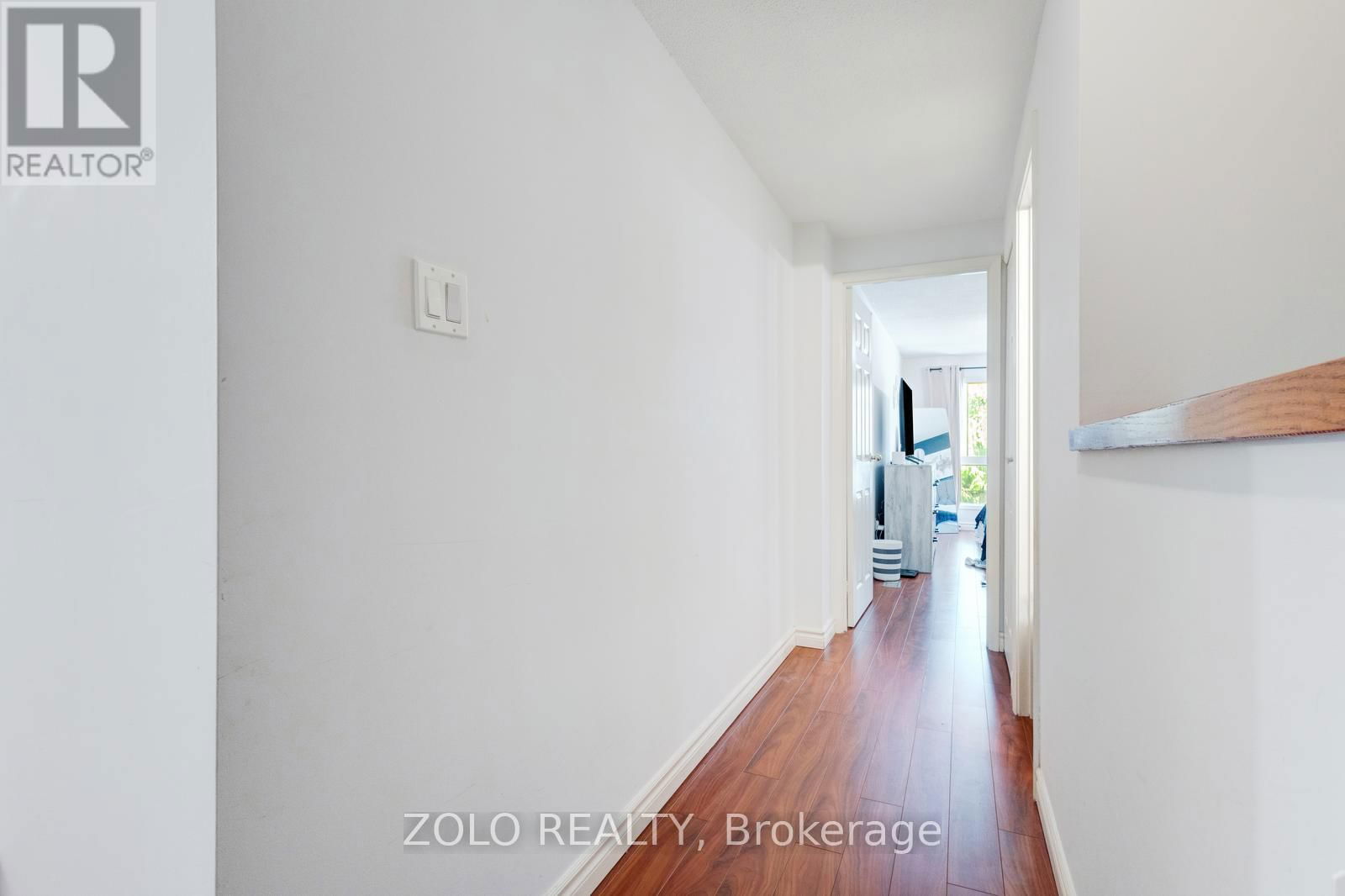 5 - 97 BURROWS HALL BOULEVARD Image 18