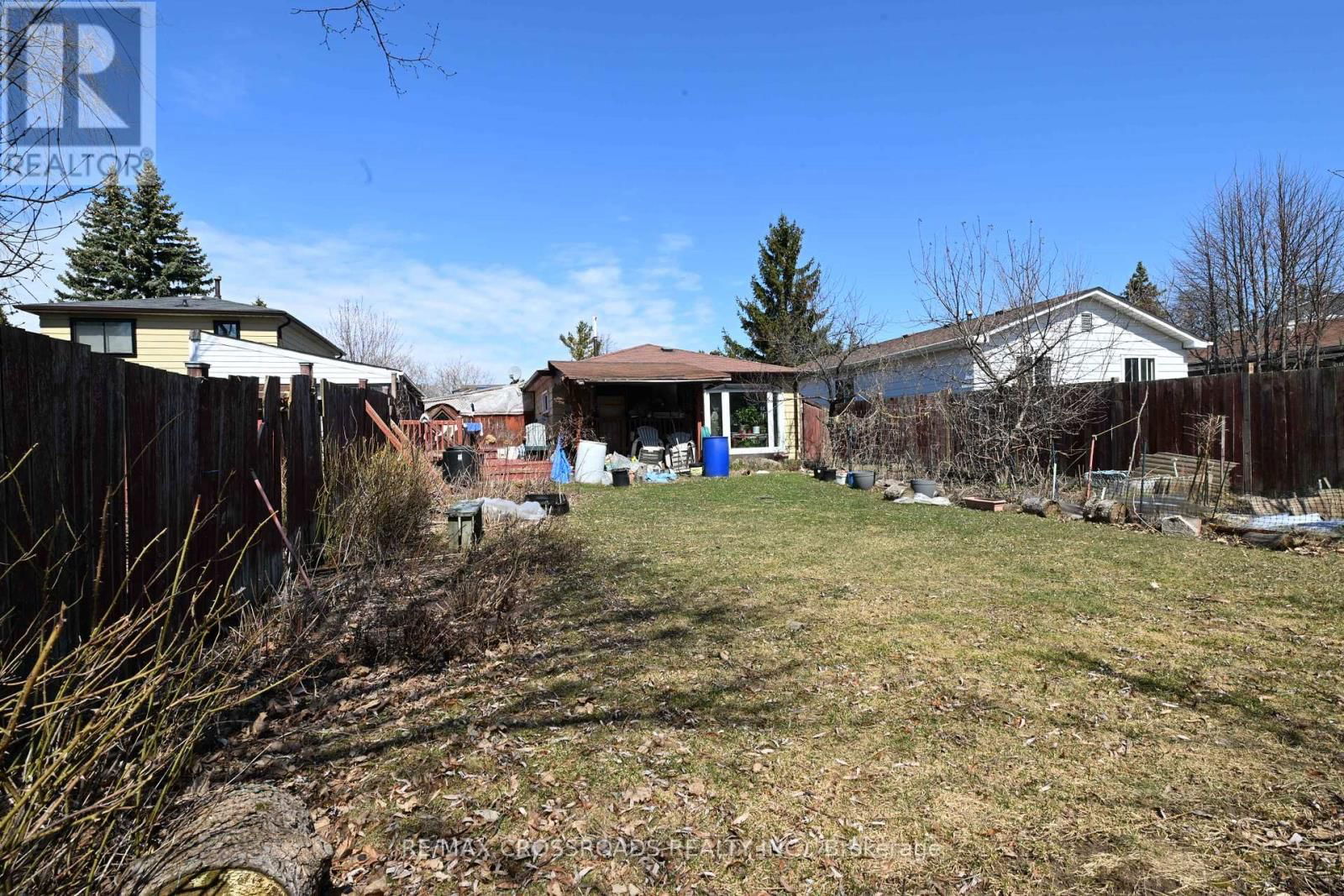 41 GEMSHAW CRESCENT Image 22