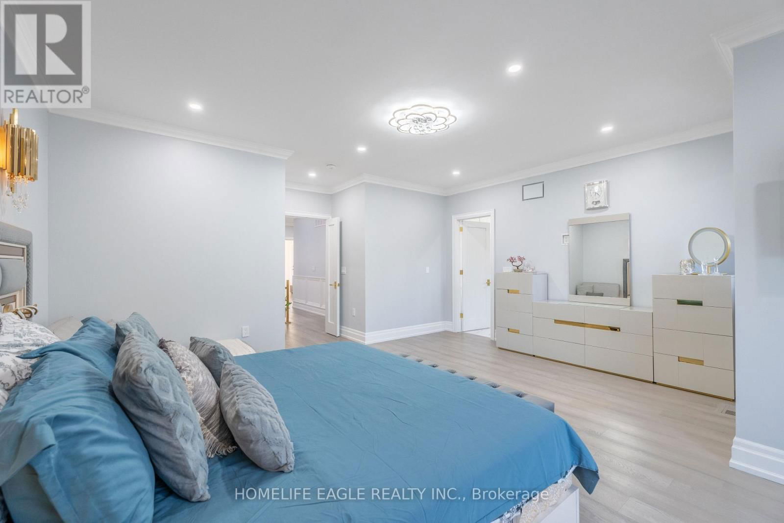 36 CRAIGLEE DRIVE Image 12